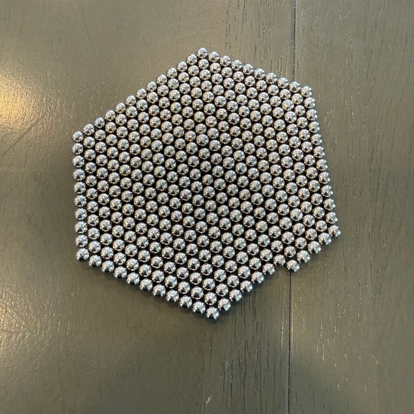 Silver Magnetic Ball Set - Picture 1 of 2